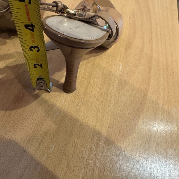 Tahari Treble Jeweled Heels - sz 8.5 - Picture 8 of 10